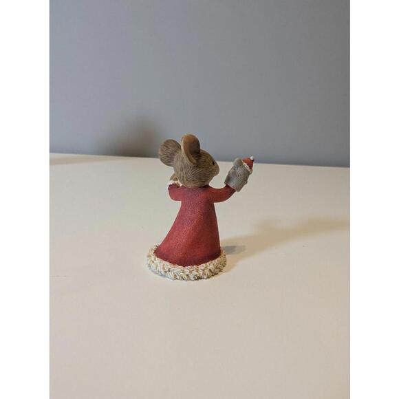 Enesco Christmas Mouse with Puppet Figurines and Dolls House Miniature Fireplace - Picture 4 of 9